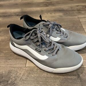 Vans UltraRange